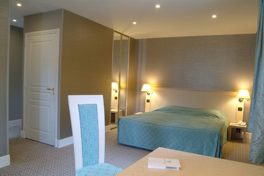Logis La Marjolaine Hotel Moulay ภายนอก รูปภาพ